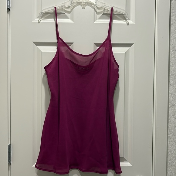 Apt. 9 Tops - Womens APT. 9 size XL camisole Magenta Wine